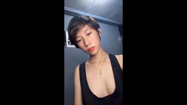 im mary 18yrs old — Mary