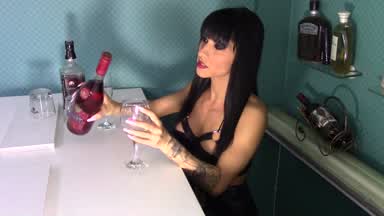 Nicolle At Bar