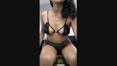 Come and play with my pussy