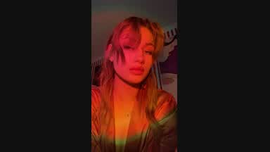 🫦