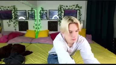 Fuck myself a dildo