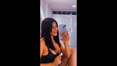 Cute juicy and spicy girl 🍓🤤