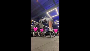training hamstrings! 🍑