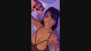 maria โ queen