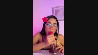 A little blowjob