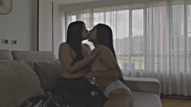 Naked + suck tongue hot 🔥🧨