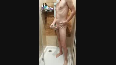 Masturbating in shower, with final