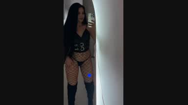 😈
