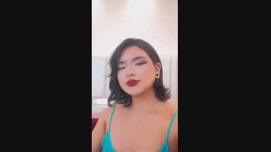 Hello 😘