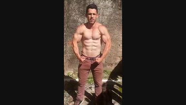 hebar sensei โ Outdoor Posing