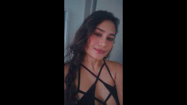 sexy latina