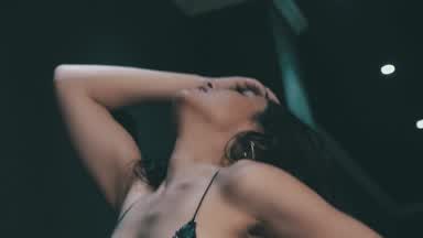 Hot Ema