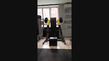 anton โ I press 60 kg on my arm in the simulator