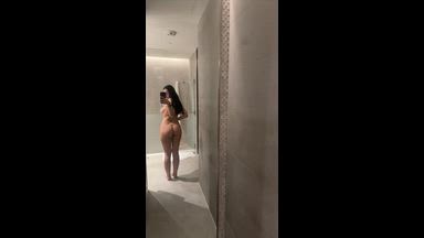 shower x