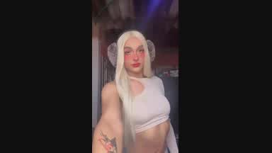 mika velvet ๐ โ Blonde me ๐