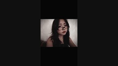 Ada Wong webcam