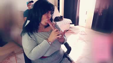 Roxy SUCK DILDO (Scene 004)