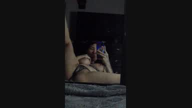 me fucking my pussy w fingers