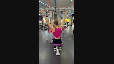 Strong Anna