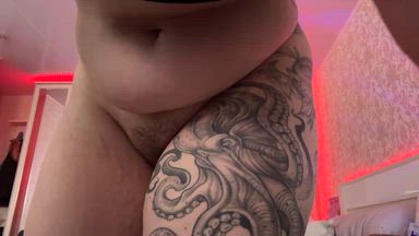 Hairy pussy of Mistress Dani