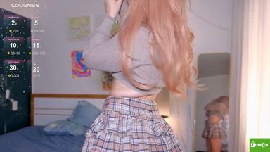 stream recording (blonde wig and sperm on face)