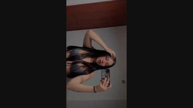 Look at me once and you won't be able to stop.