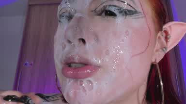 Saliva bath in my face <3