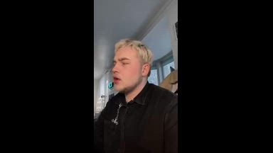 Blond