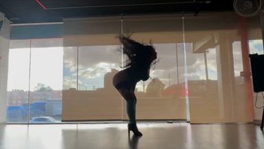 Music controls me… and I want you to control me