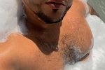 JACUZZI UNDER THE SUN
