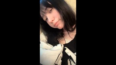 A little video of my face)