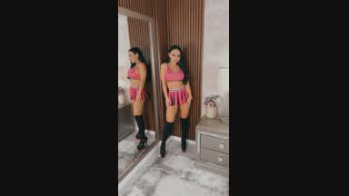 Naughty Cheeerleader