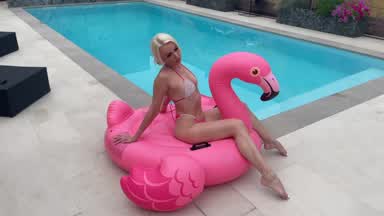 hot pool photoshoot