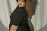 LADY IN BLACK