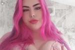 mirror big boobs