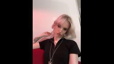 A look that excites