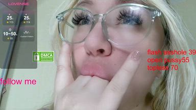 finger play in pussy