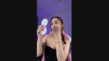 Makeup before streaming