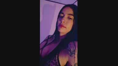 😈