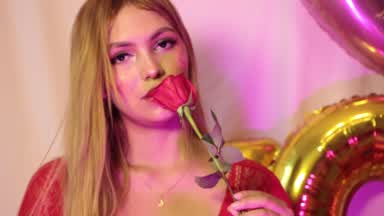 Let me be your sweet Valentine🌹