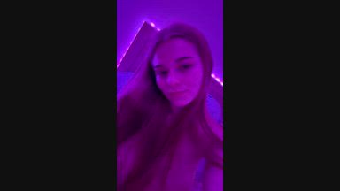 Neon mood💜
