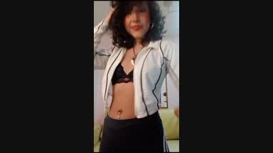👑💃