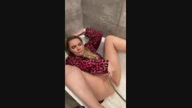 Masturbation shower