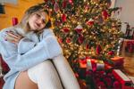 Under the garland