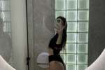 Kim's initial mini hot set for you