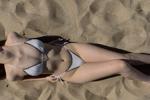 I'm at the beach <3