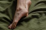 feet & body parts ( delicious)