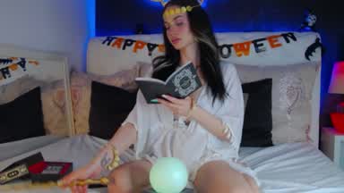 The witch BellaKarmma-Halloween