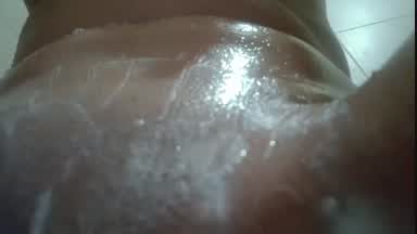 Shaving my nice pussy🥵🚿