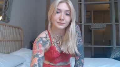 Dildo & pillow riding, nipple play